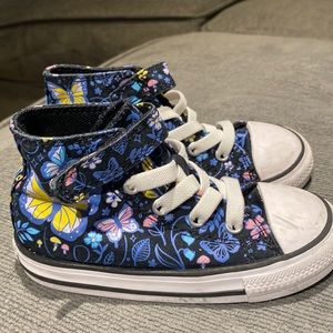 Converse All Star “Chucks” Deep blue with Butterfly accents,Size 8 Toddler.
